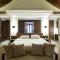 ROBINSON KHAO LAK