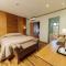 Decharme Hotel