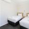 Thermal Oak Motel