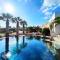 Villa Manos Hotel