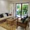 Noosa Boutique Apartments & Elkhorn Villas