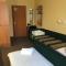 Hotel 18