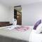 Majestic Suites Hotel