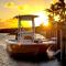 Ragged Edge Resort & Marina - Islamorada