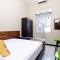 SUPER OYO 2209 Solo Point Guest House Syariah