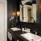 Casa de Triana Luxury Suites by Casa del Poeta