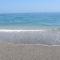Personal y coqueto en primerísima línea de playa, en la Costa del Sol. Puerto De La Duquesa