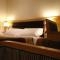 Cromwell Hotel