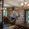 Eudora Full Guest House