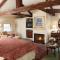 Harbor Light Inn