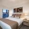 Oaks Brisbane Aurora Suites