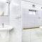 Itsy Hotels Ammu Regency