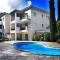 Poolside 2 bedroom apt, Paphos Riviera, Universal area - بافوس