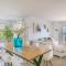 Villa Alcanada - Family only