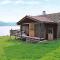 Three-Bedroom Holiday home in Nordfjordeid 2 - Heggjafrislia