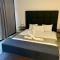 SILVERSANDS Hotel Boutique - 5Th Ave