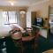 Coachman Motel and Holiday Units