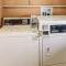 Americas Best Value Inn and Suites El Centro - 埃尔森特罗