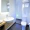 Mercure Melbourne Therry Street