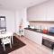Apartment I&I