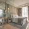 Art Deco Luxury Hotel & Residence