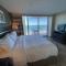 Radisson Suite Hotel Oceanfront - ملبورن