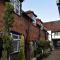 Luxury Eton House, 5 minute walk to Windsor Castle