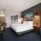 La Quinta Inn & Suites by Wyndham College Station North