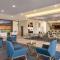 La Quinta Inn & Suites by Wyndham College Station North