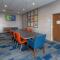 Holiday Inn Express & Suites Tulsa Midtown, an IHG Hotel - Tulsa