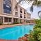 Holiday Inn Express Hotel and Suites Fairfield-North by IHG