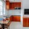 RedDoorz Plus near Camella La Brisa Lapulapu