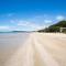 Mollys Beach House: