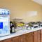 Comfort Inn & Suites Pine Bluff