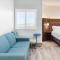 Holiday Inn Express & Suites Panama City Beach - Beachfront by IHG