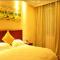GreenTree Inn Jiangsu Zhenjiang Gaotie Wanda Square Express Hotel