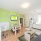 Corvin Plaza Apartments & Suites