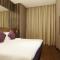 Aqueen Hotel Paya Lebar