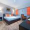 Court Meridian Hotel & Suites