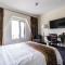 John Hotel