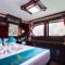 Sunlight Boutique Cruise - Cat Ba island
