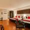 La Rose Suites