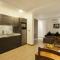 La Rose Suites