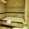 Holiday Inn Shanghai Nanjing Road by IHG