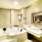 Muong Thanh Luxury Vientiane Hotel