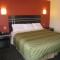 Oxford Inn and Suites Nasa