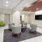 Holiday Inn Express Hotel & Suites San Diego-Escondido, an IHG Hotel - Escondido