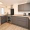 TOWN CENTRE apartment with parking