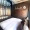 Lux A28