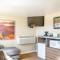 Mountain Ridge Cabins & Lodging Between Bryce and Zion National Park - Hatch